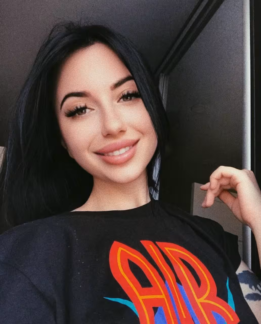 Valeria european free dating app