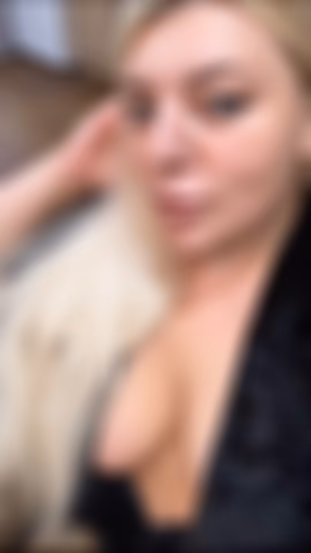 Maria dating european woman