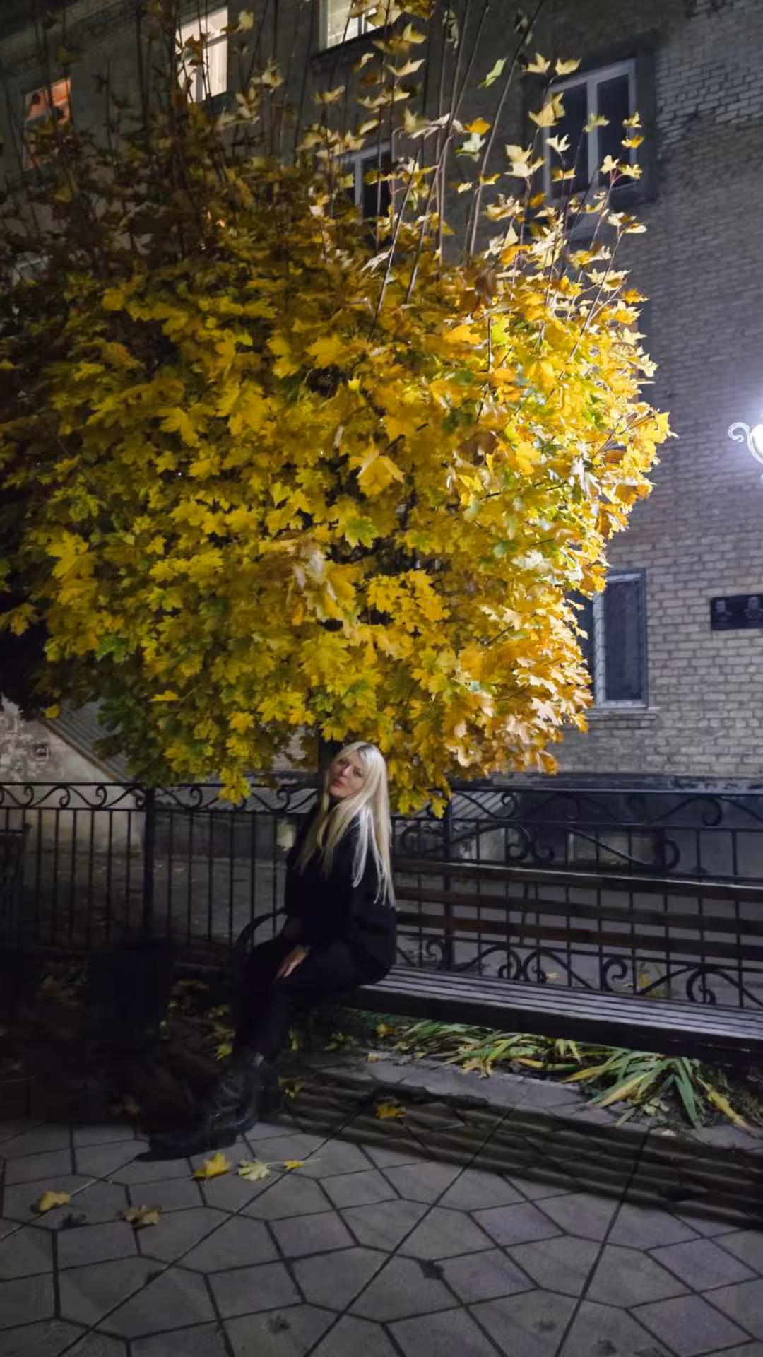 Maria dating european woman