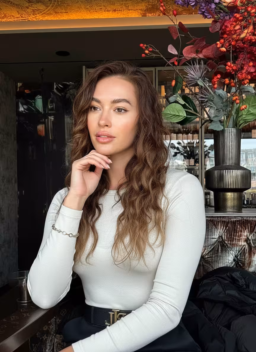 Julia eastern european dating