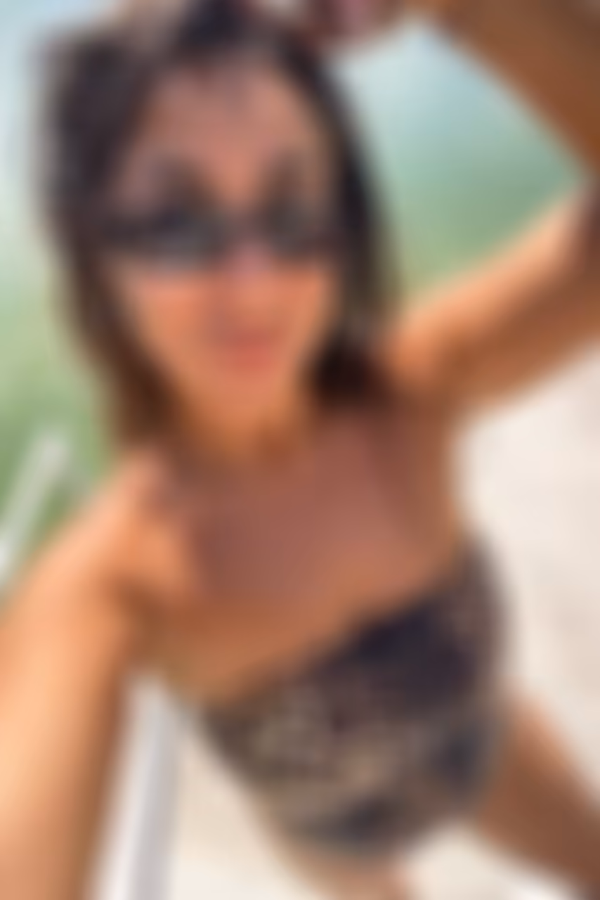 Kris dating a czech man