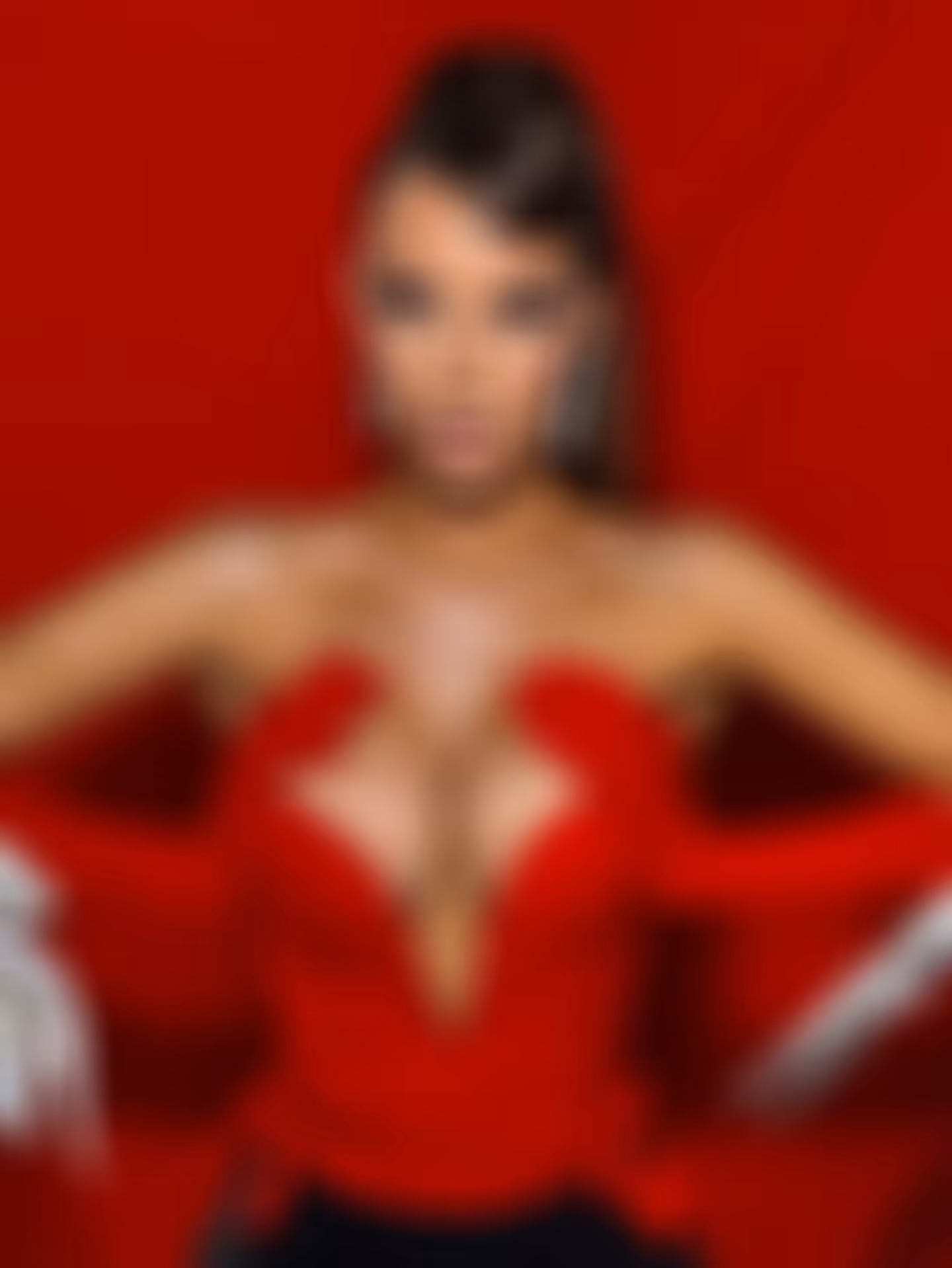 Nataly  dating a european