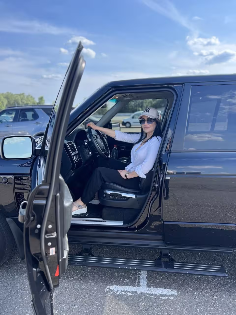 Angela czech dating apps