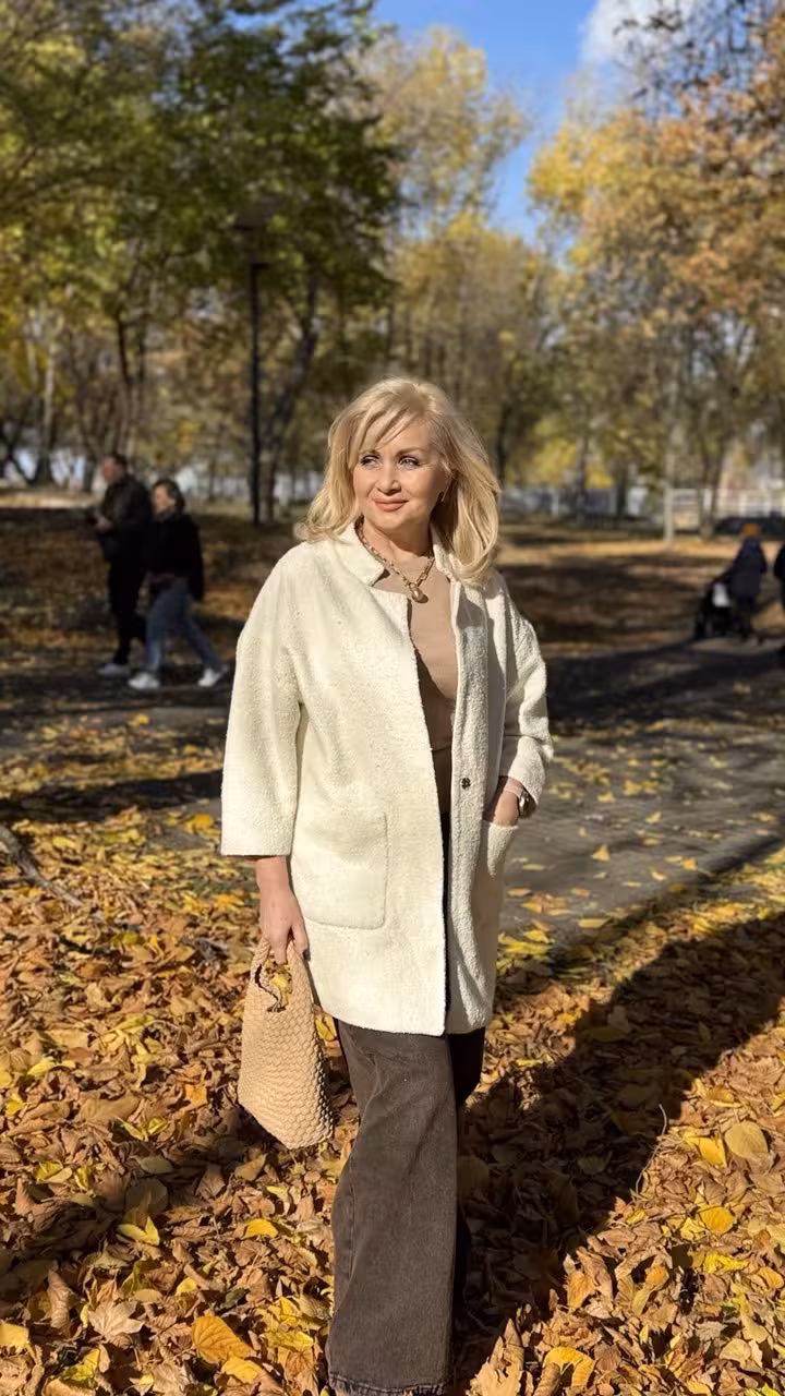 Elena eastern european dating