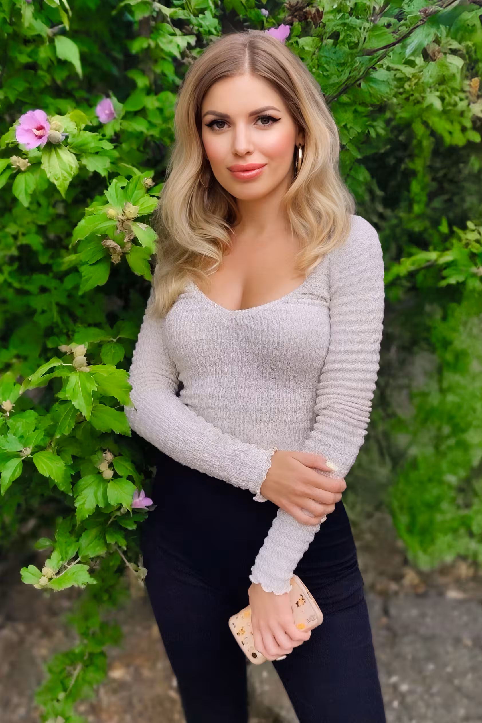 Anna  foreign brides canada