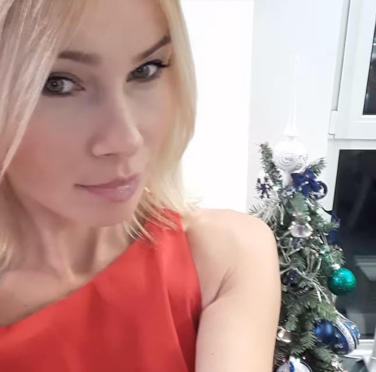 Tetiana  dating a czech republic man