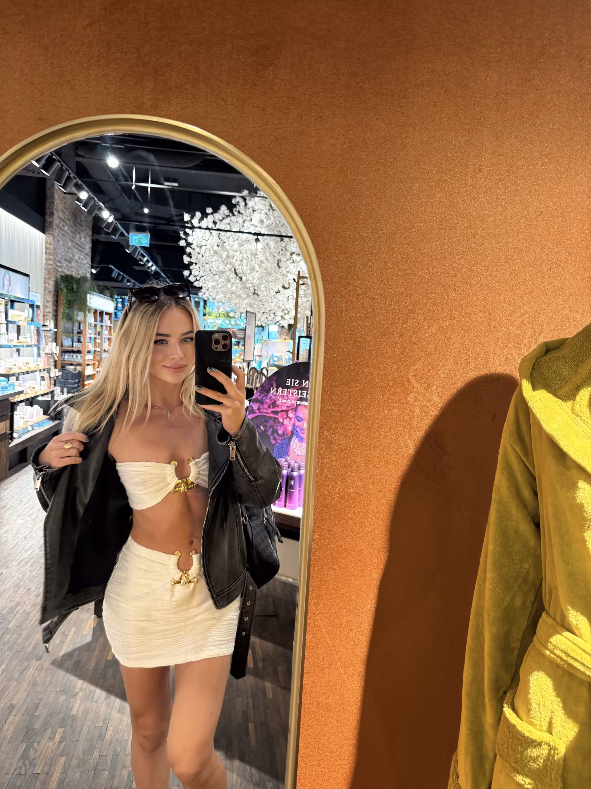 Yuliia european american dating site