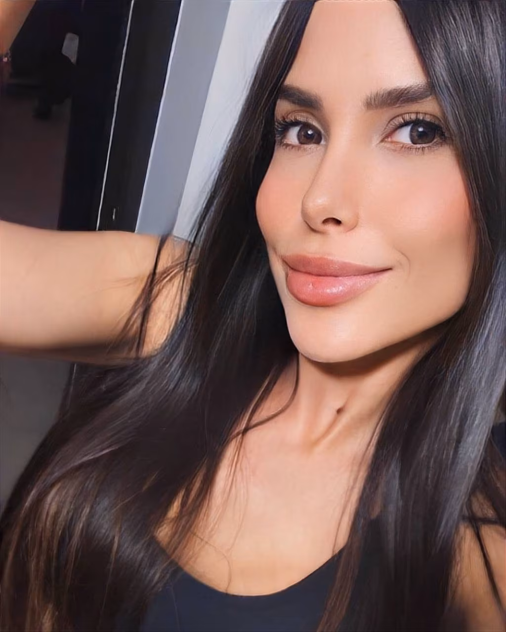 Geraldin 35 Cali Colombia I want a European husband who is reliable