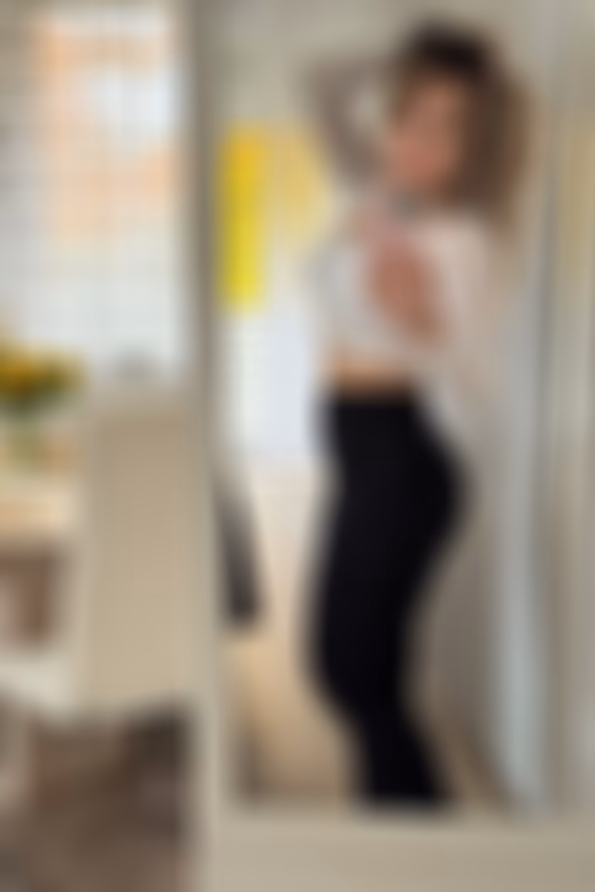 Kristina 40 Meinerzhagen Germany Looking for a man from Europe who is charming