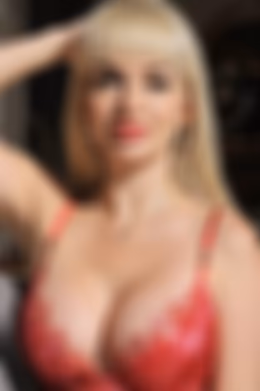 Olena 47 Zaporozhia Ukraine Seeking a European partner for a beautiful life