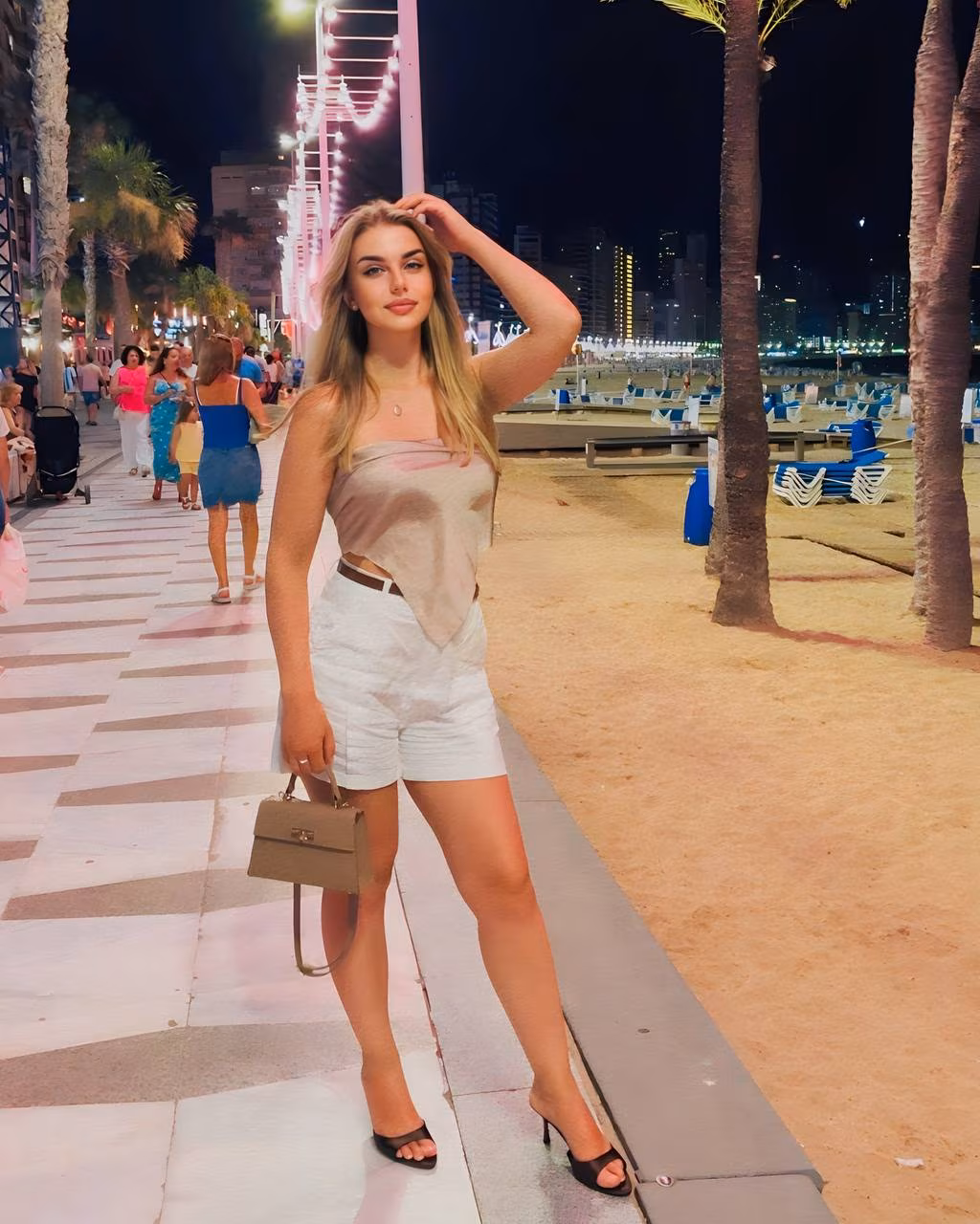 Marria 23 Odesa Ukraine I want a man from Europe who respects me
