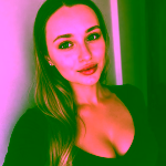 Yelyzaveta 18 Girona Spain I want a man from Europe who respects me