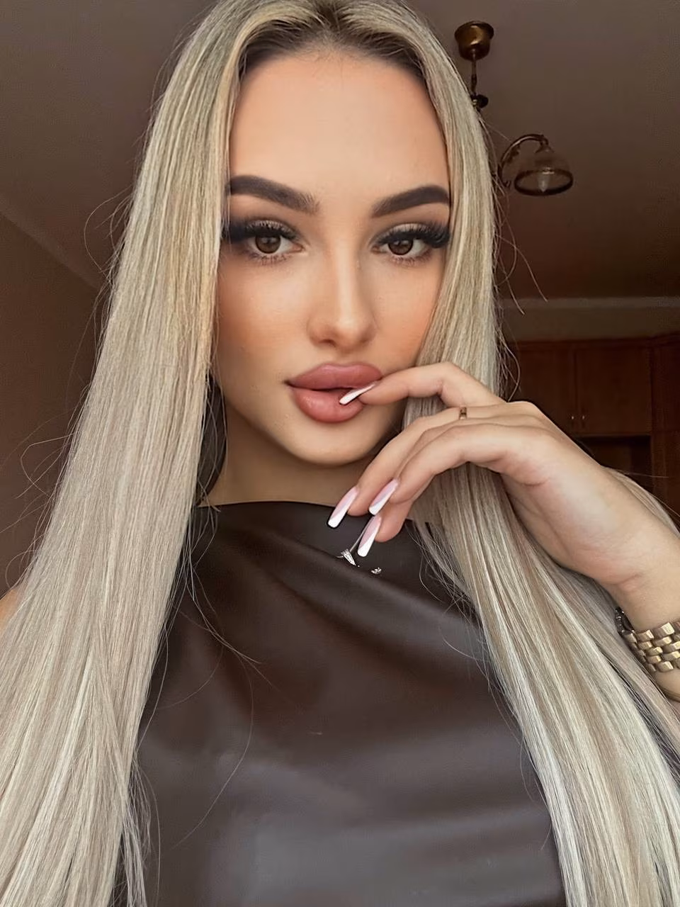 Anna 24 Ivano-Frankivsk Ukraine I want to build a home with a man from Europe