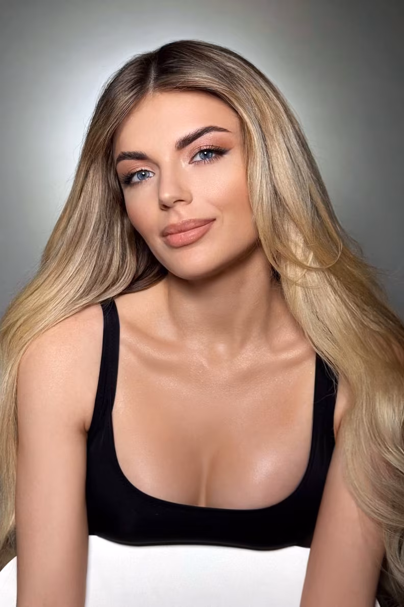 Alexandra 30 Kyiv  Ukraine I want to share my life with a man from Europe