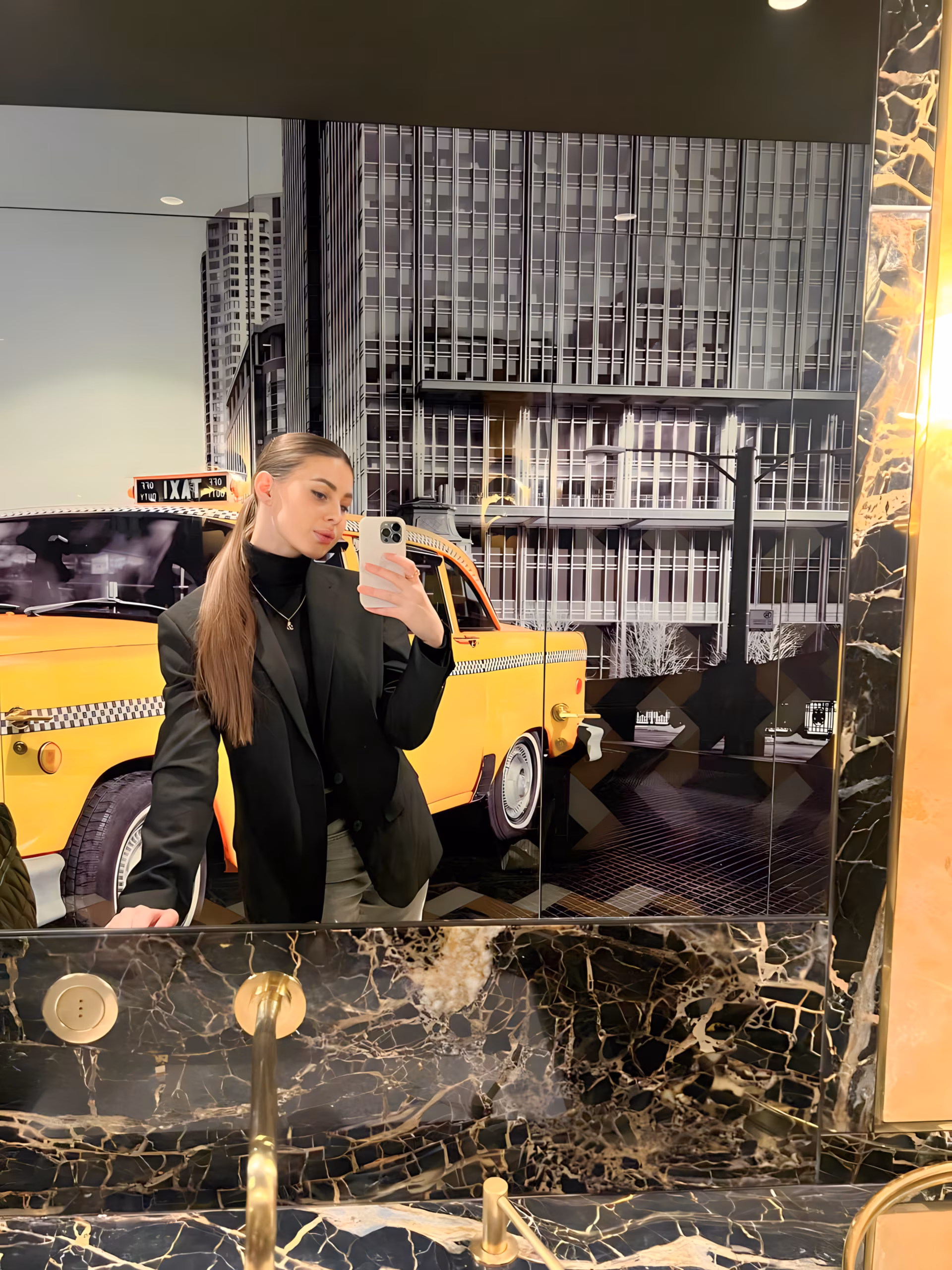 Diana 25 Dnipro  Ukraine Looking for a husband from Europe