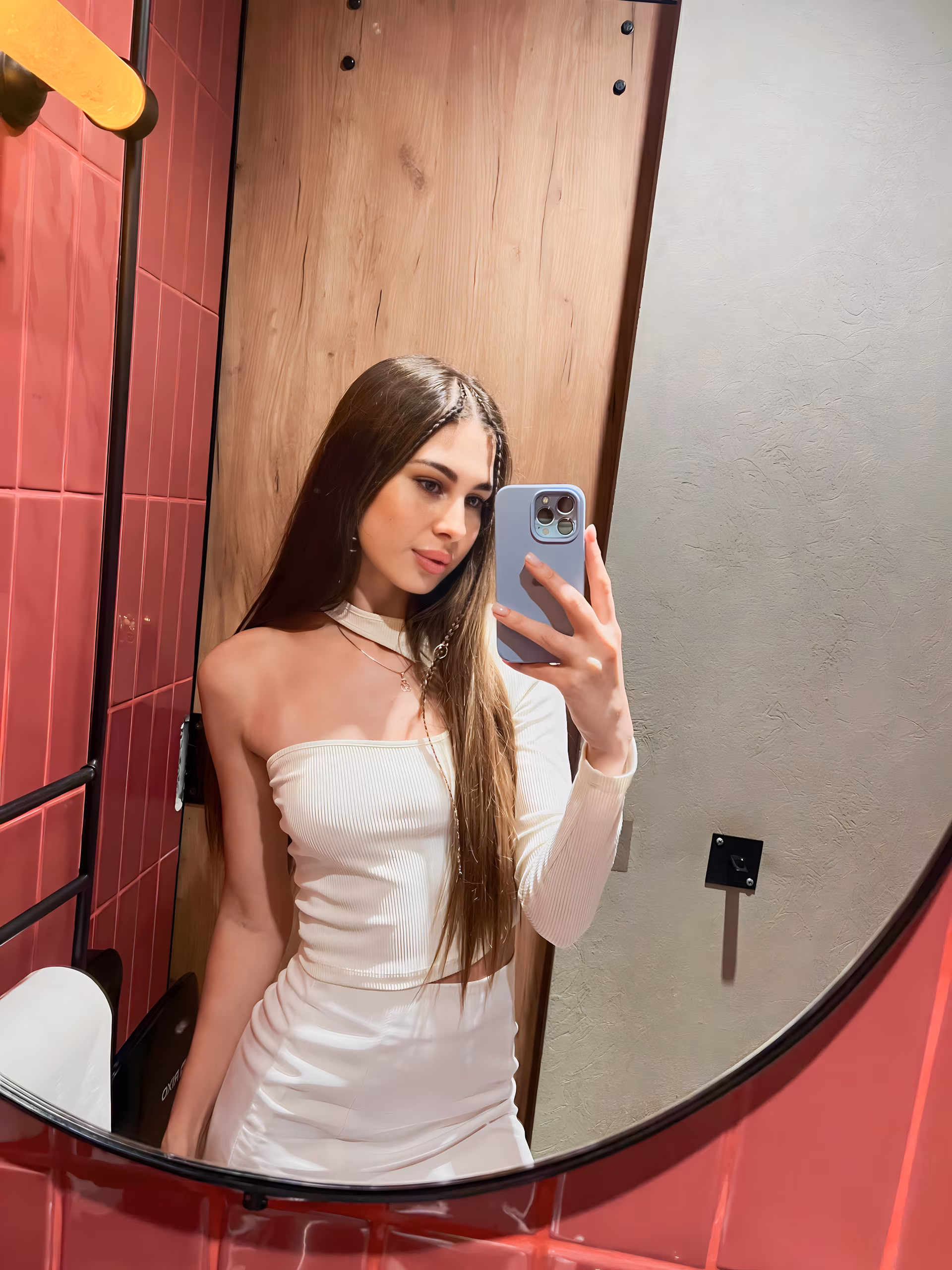 Diana 25 Dnipro  Ukraine Looking for a husband from Europe