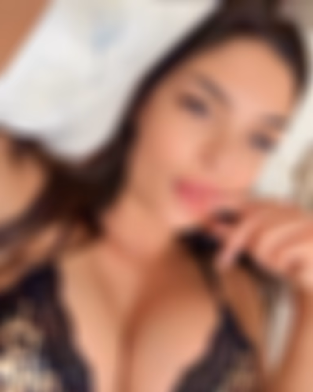 Tara 37 Bucharest Romania Looking for a husband from Europe who is mature