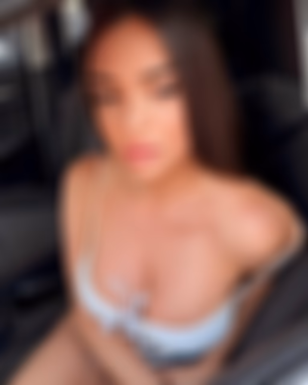 Tara 37 Bucharest Romania Looking for a husband from Europe who is mature