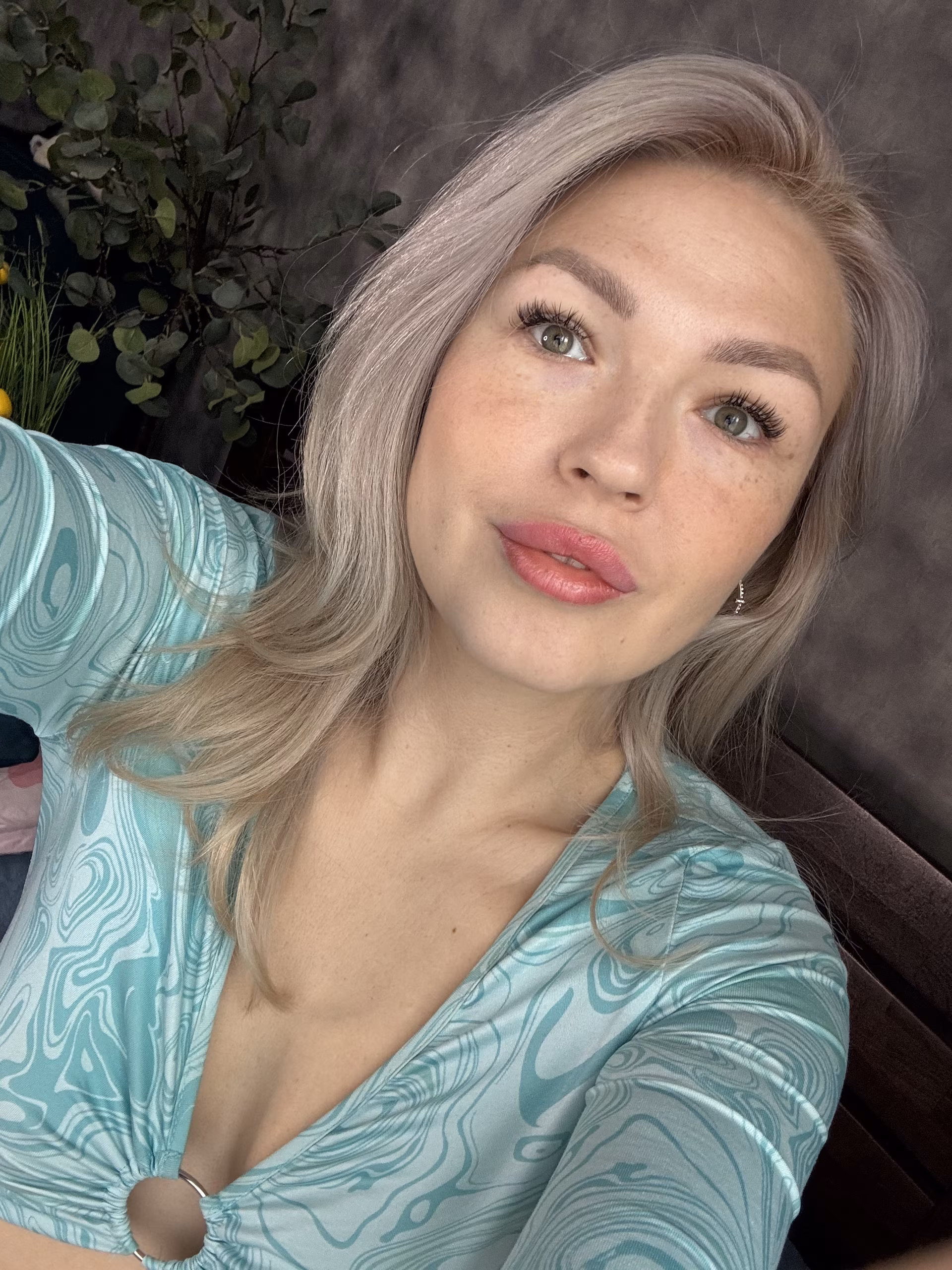 Alena 39 Kryvyi Rig Ukraine Looking for a man from Europe with principles