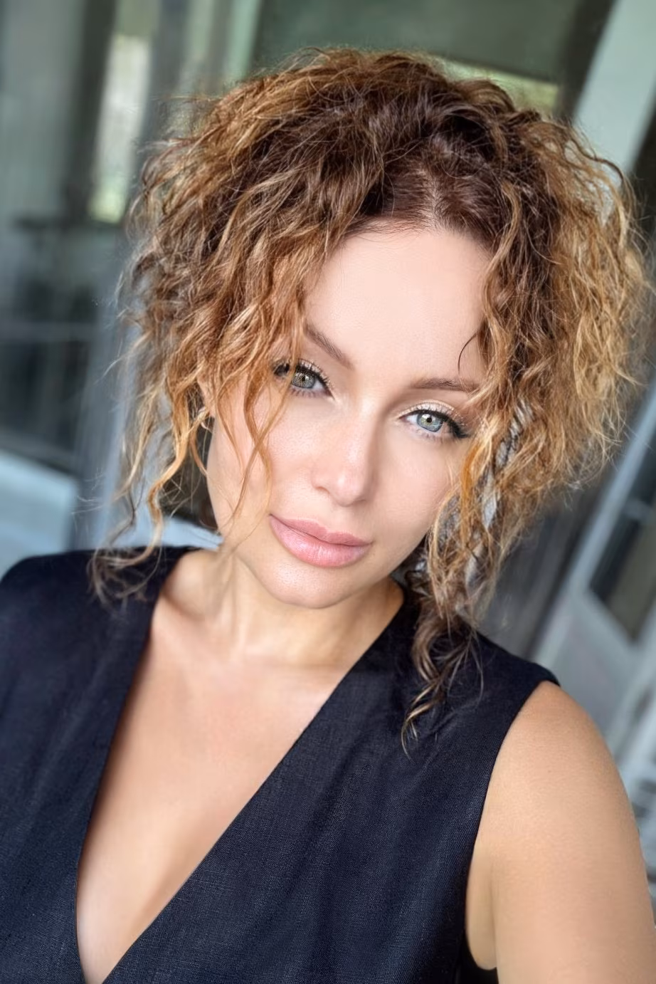 Anna 39 Kyiv  Ukraine Scandinavian girl for a man who is honest and loving