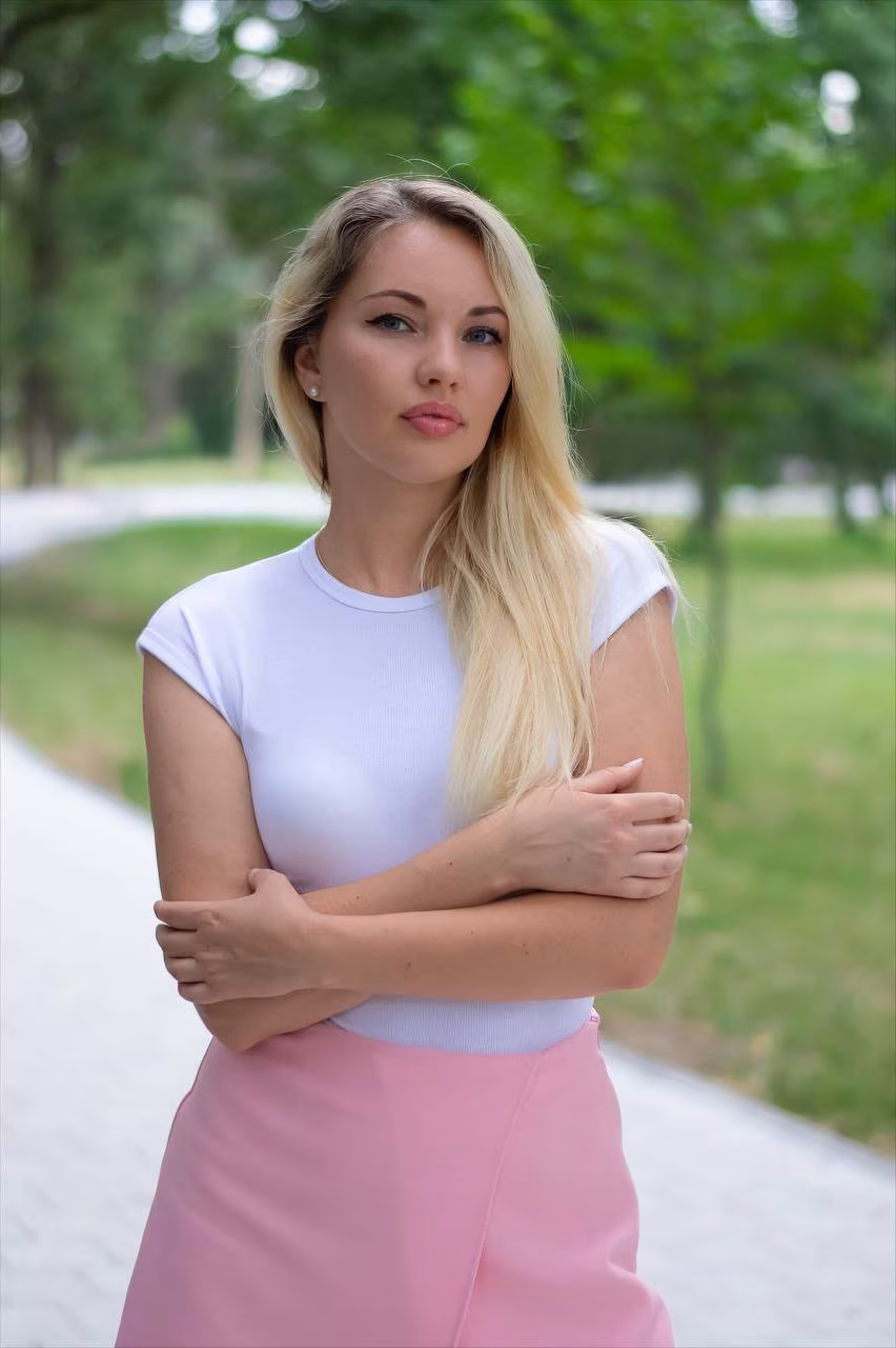 Olga 42 Romania Meet girl Olga