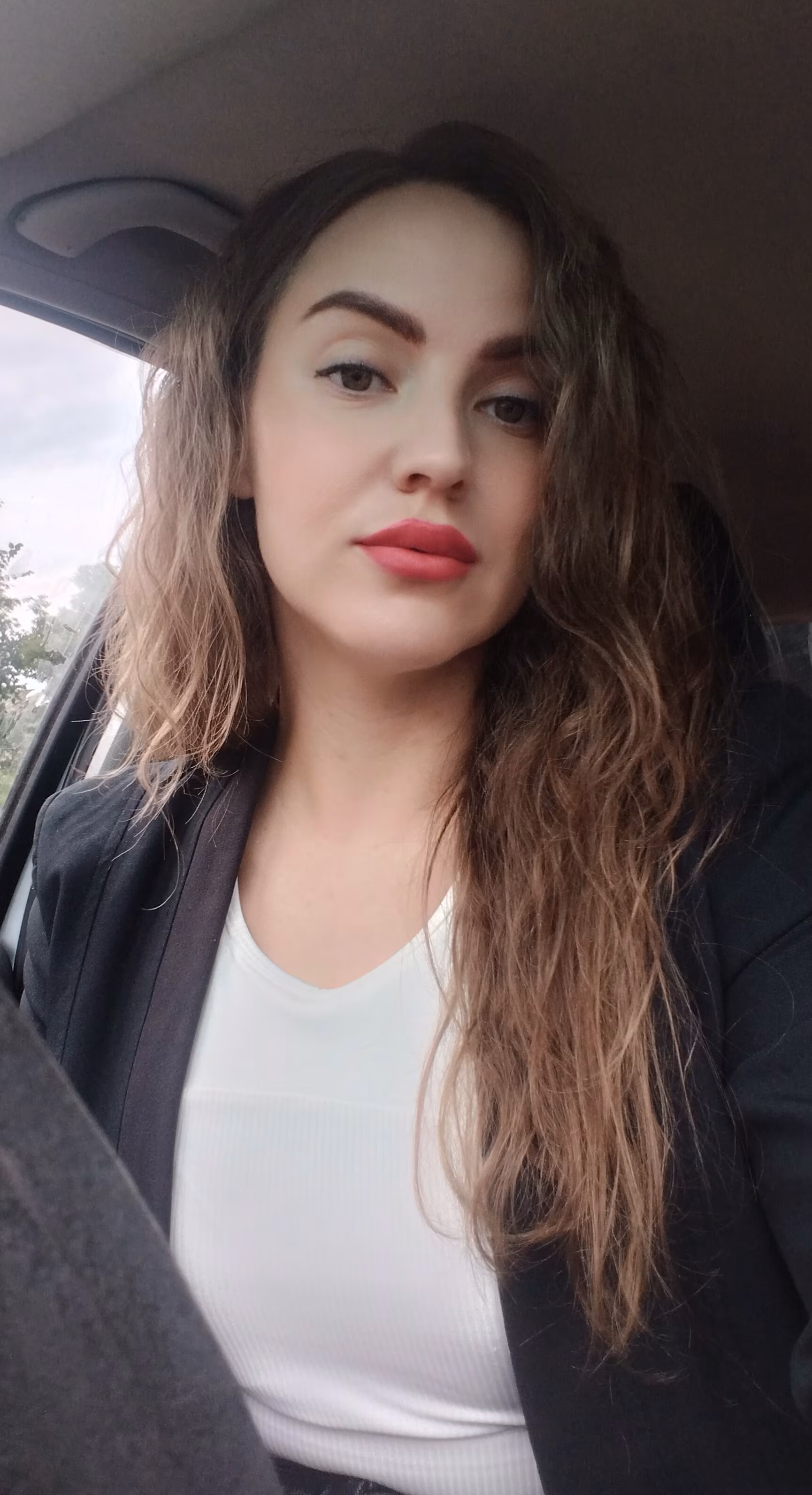 Irina 34 Lukow Poland Eastern European woman for a man who is respectful and romantic