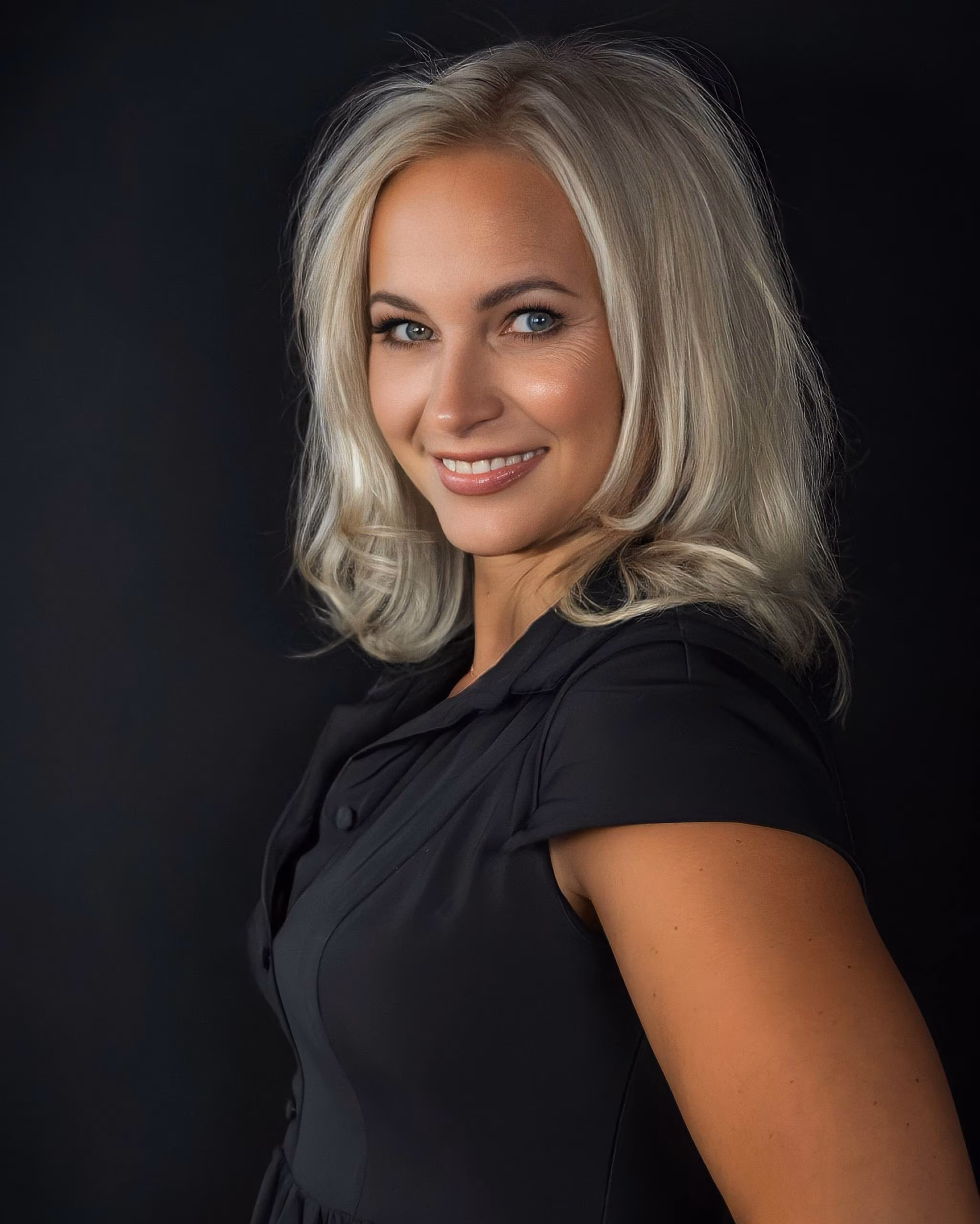 Sveta 49 Ukrainka Ukraine Mediterranean lady for a man who is open minded