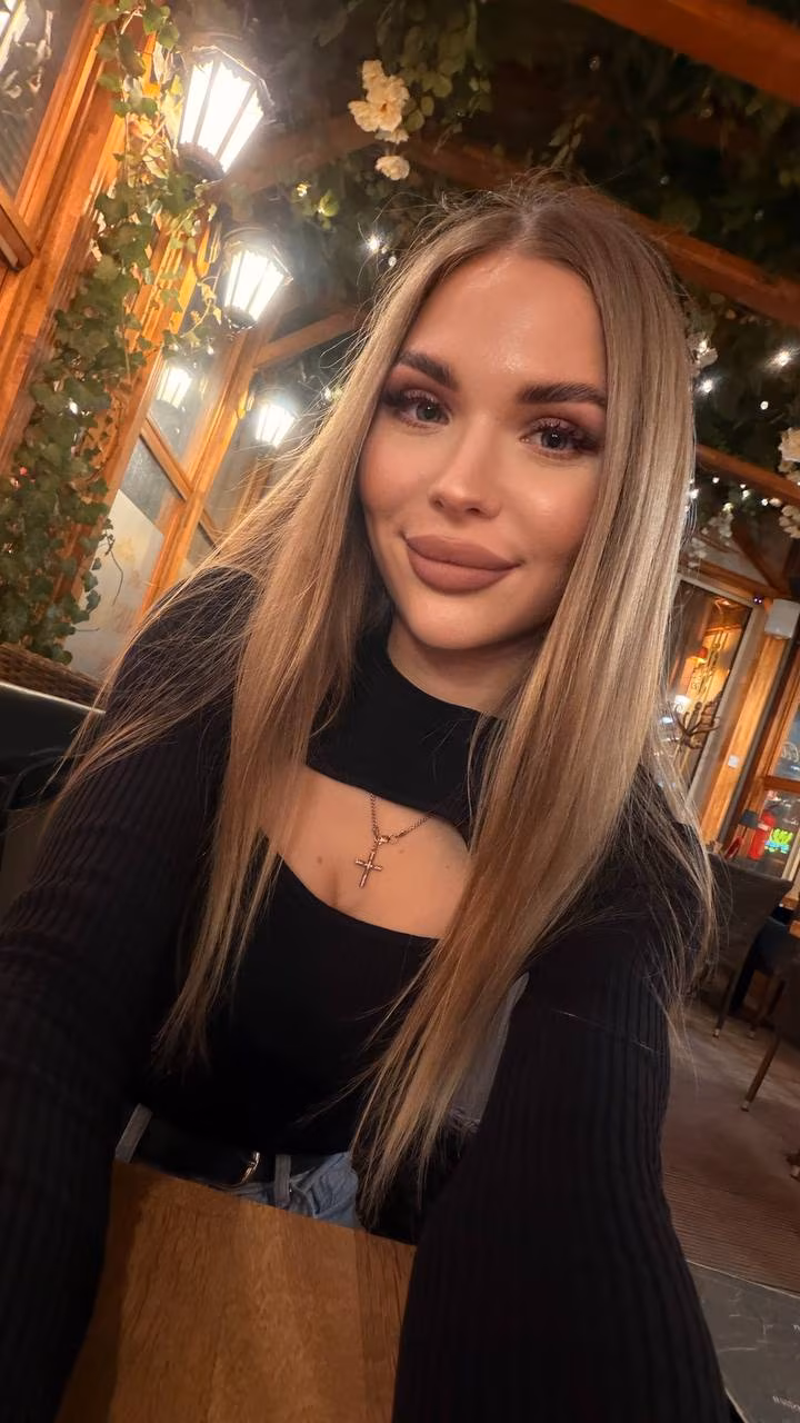 Karyna 27 Greifswald Germany Slavic lady for a man who is supportive