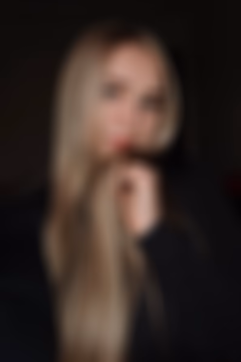 Elena 26 Ukraine Date single Elena