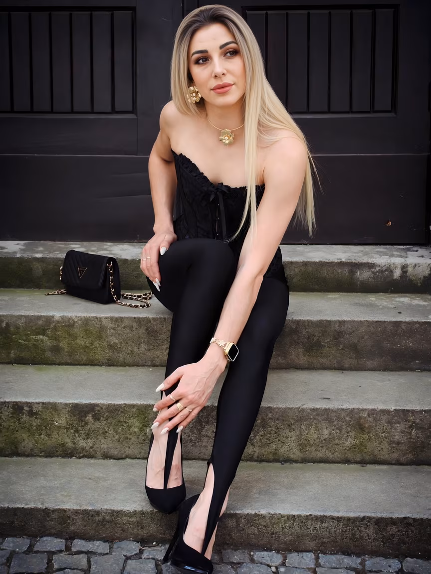 Viktoriia 30 Czech Republic Stunning lady Viktoriia