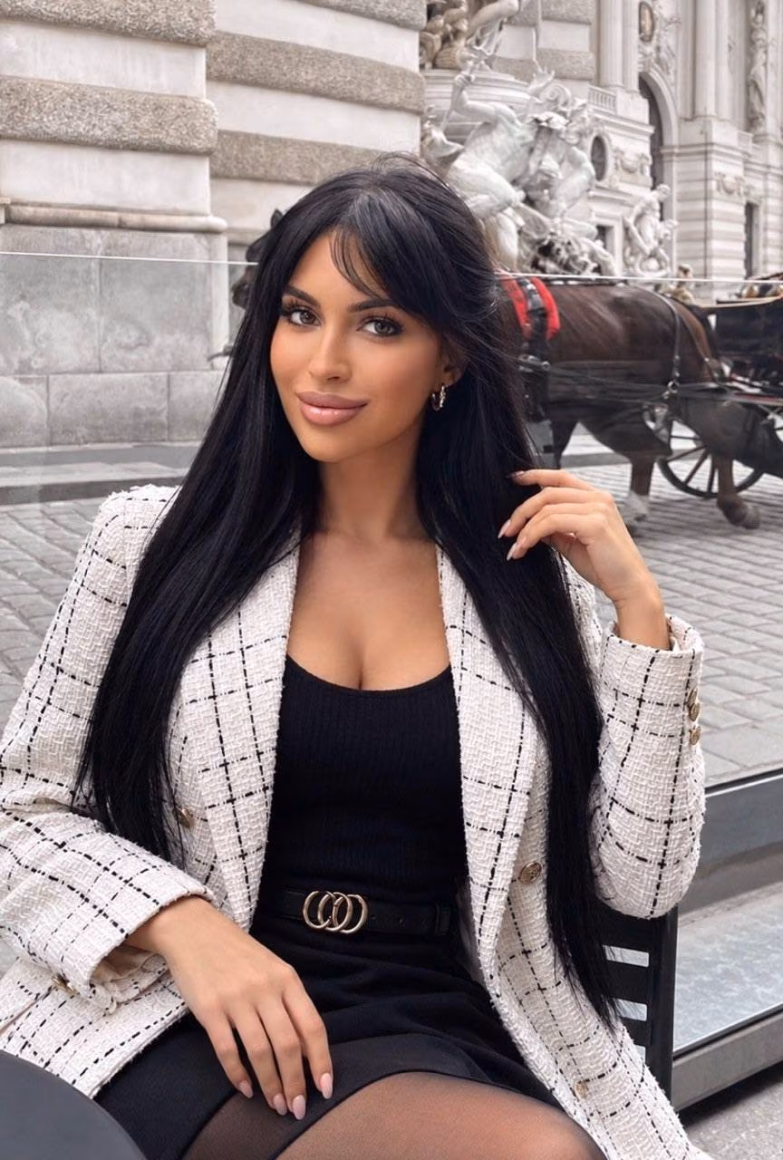 Andela 29 Vienna Austria Western European bride for a man who is reliable and supportive
