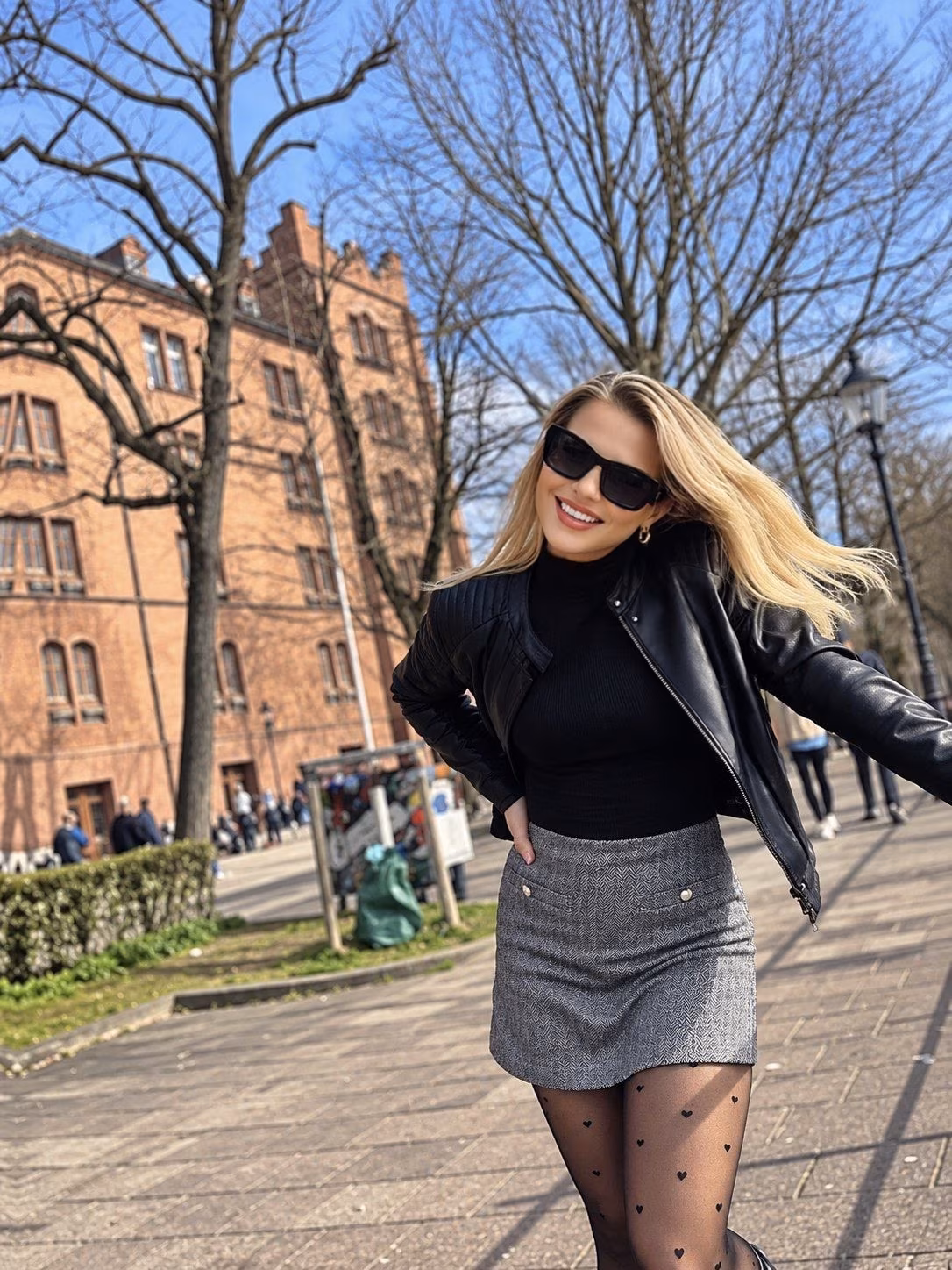 Yulia 46 Germany Meet girl Yulia