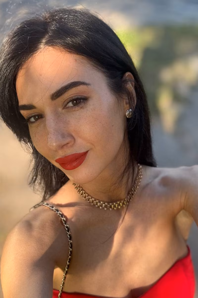 Anna 29 Ukraine Date single Anna