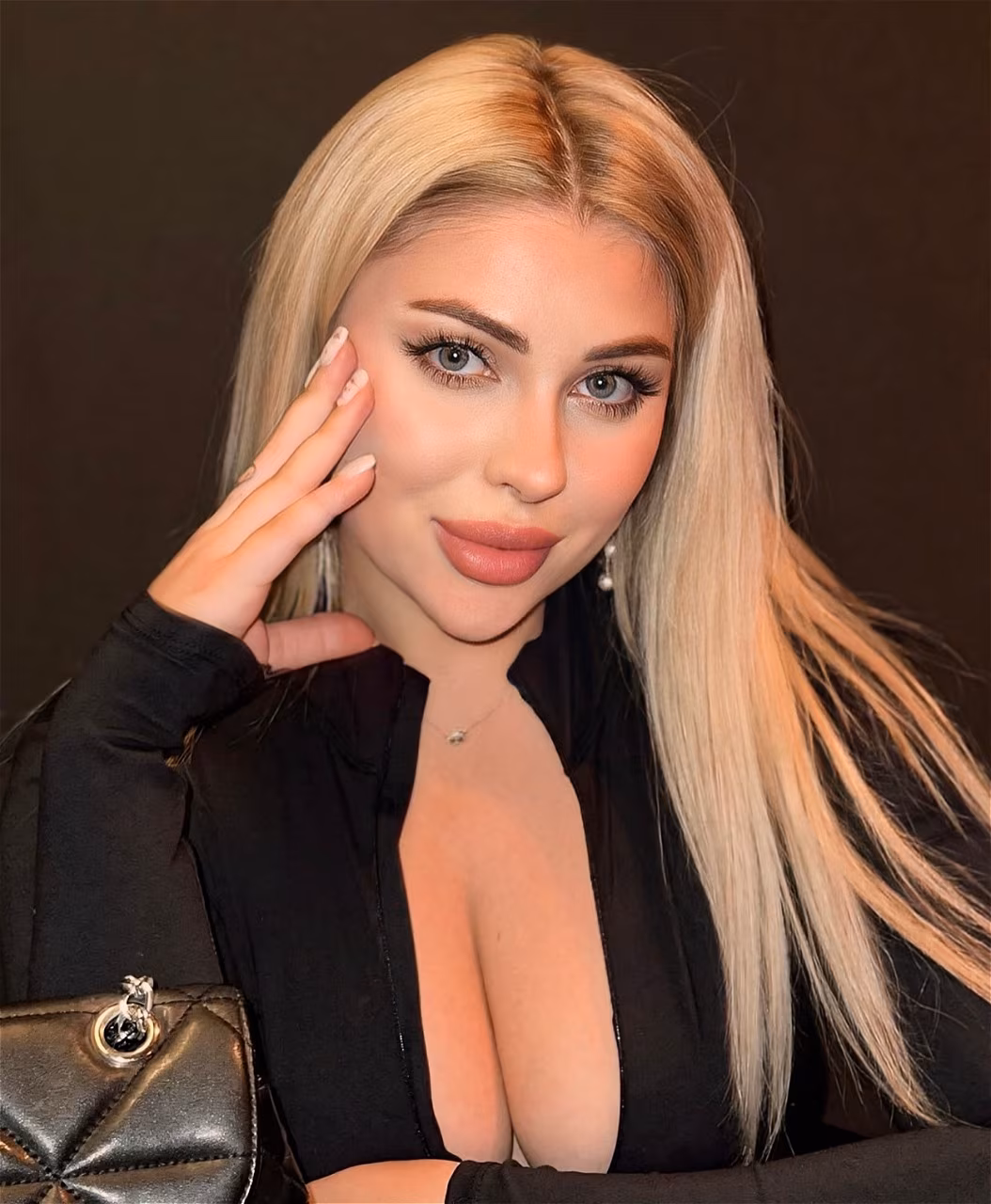 Liliya 24 Kyiv Ukraine Beautiful woman wanting a loving husband for a happy marriage