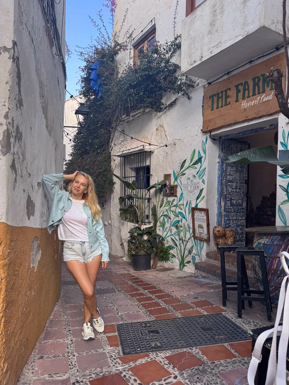 Olena 42 Spain Meet woman Olena