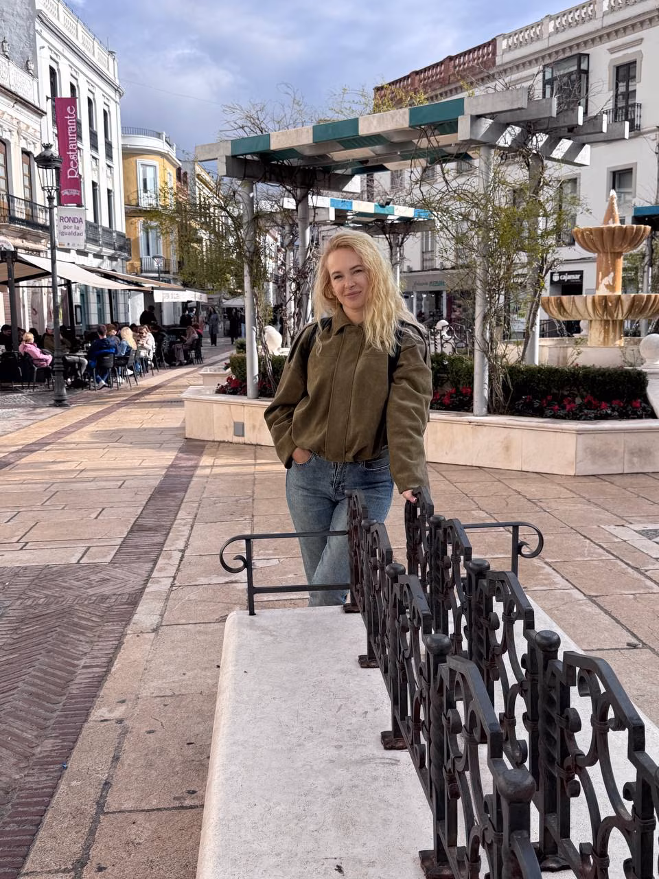 Olena 42 Spain Pretty girl Olena