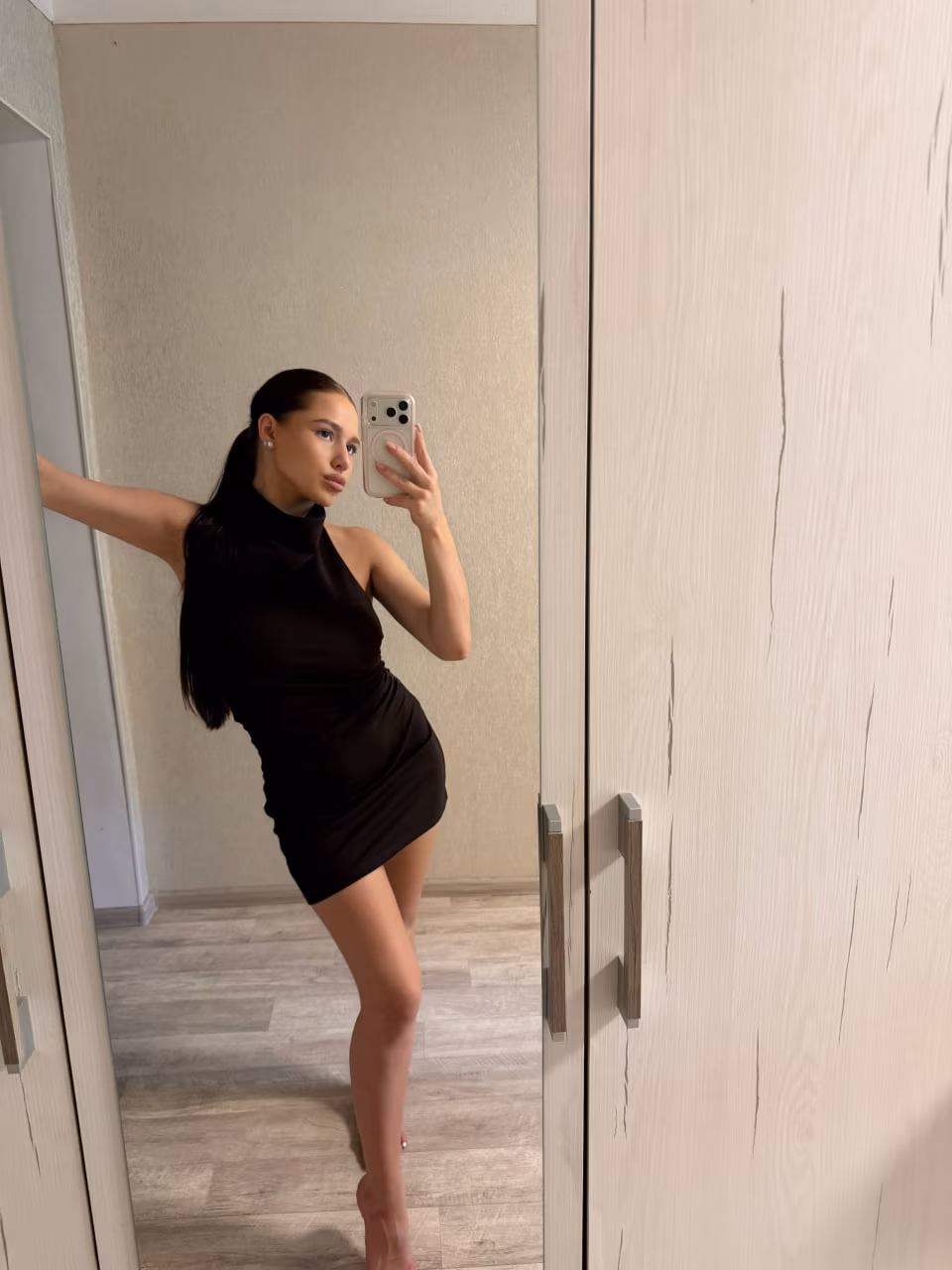 Olena 23 Ukraine Meet woman Olena