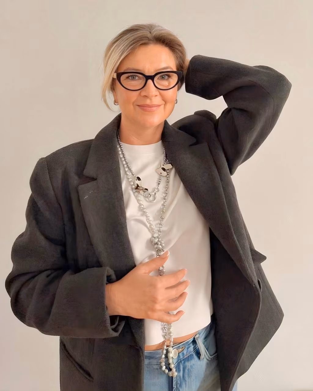 Yulia 51 Grenoble France Lovely lady looking gentleman for lifelong partnership