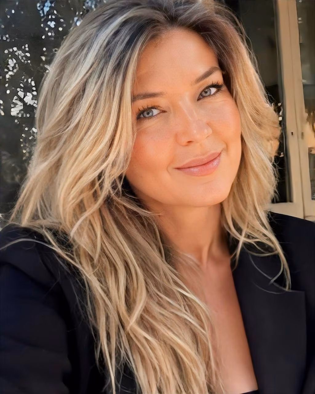 Yulia 51 Grenoble France Lovely lady looking gentleman for lifelong partnership