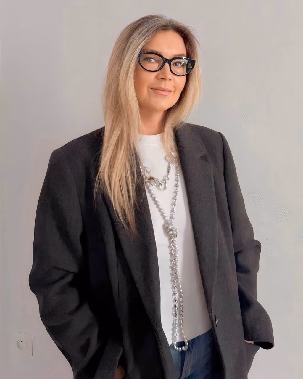 Yulia 51 Grenoble France Lovely lady looking gentleman for lifelong partnership