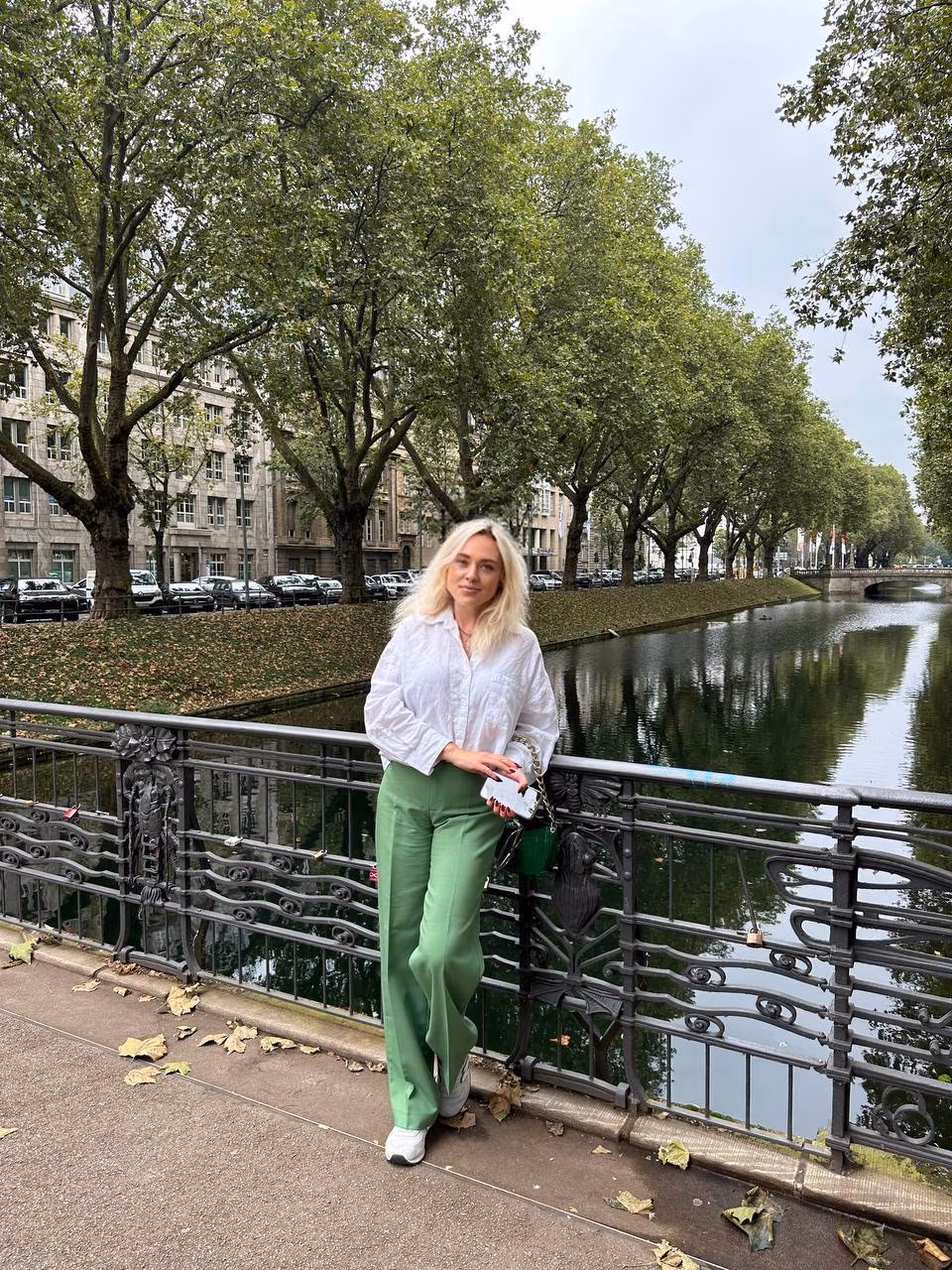 Victoria 51 Berlin Germany Radiant lady seeking husband for marriage and family
