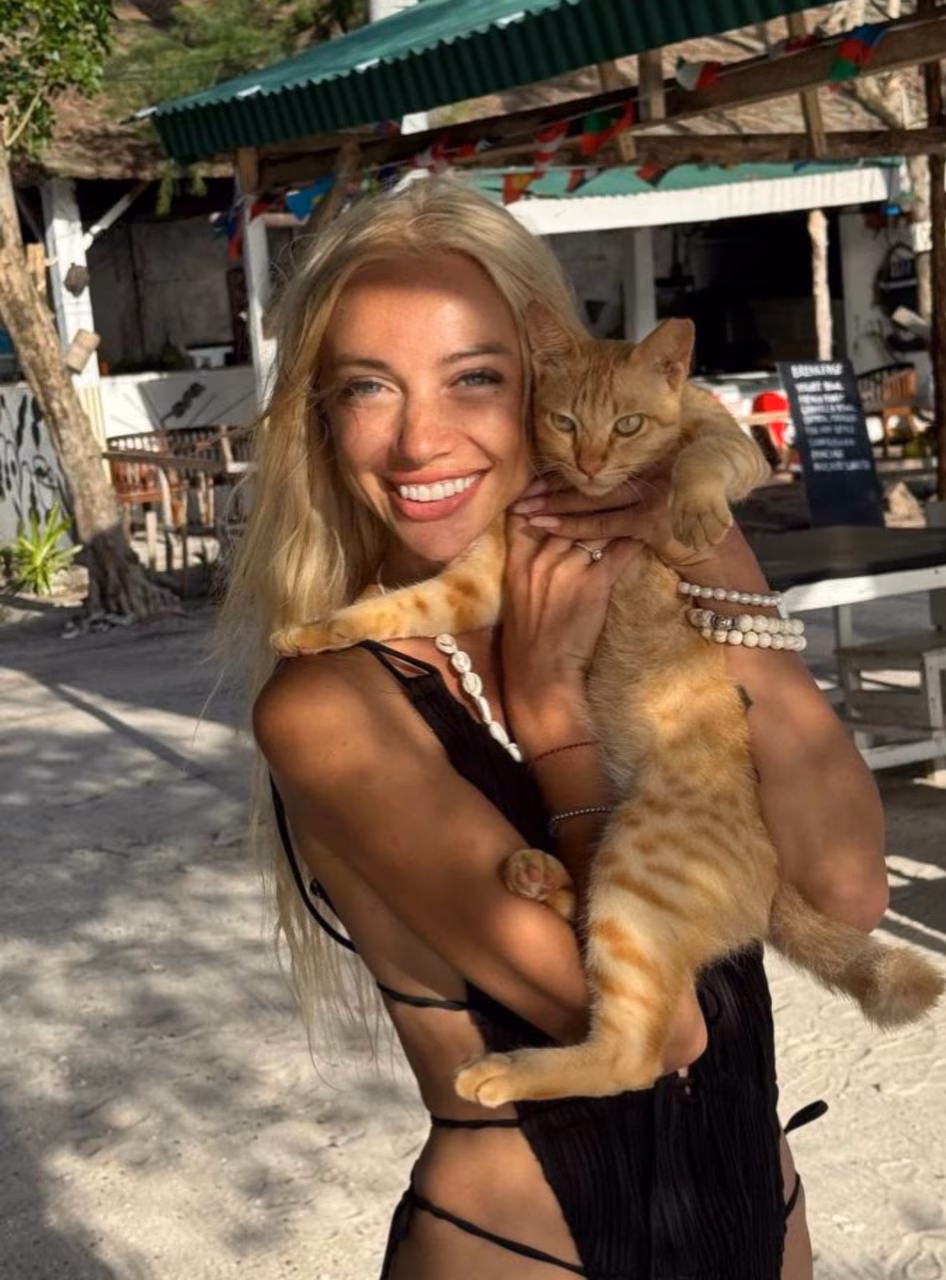 Marina 43 Zurich Switzerland Single and looking for a relationship? I’m your answer!