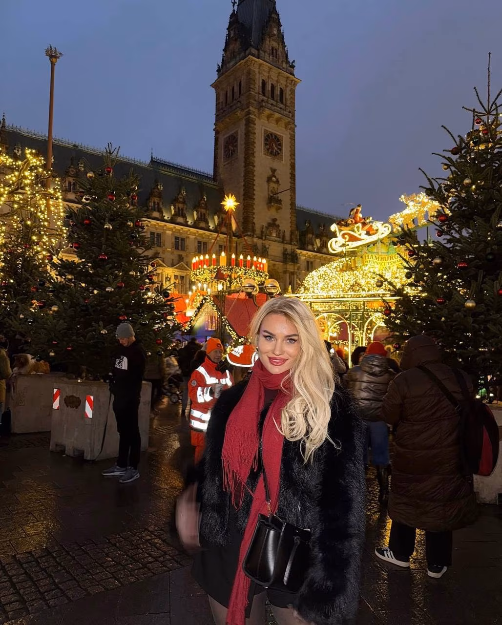 Elina 32 Germany hija Jamie