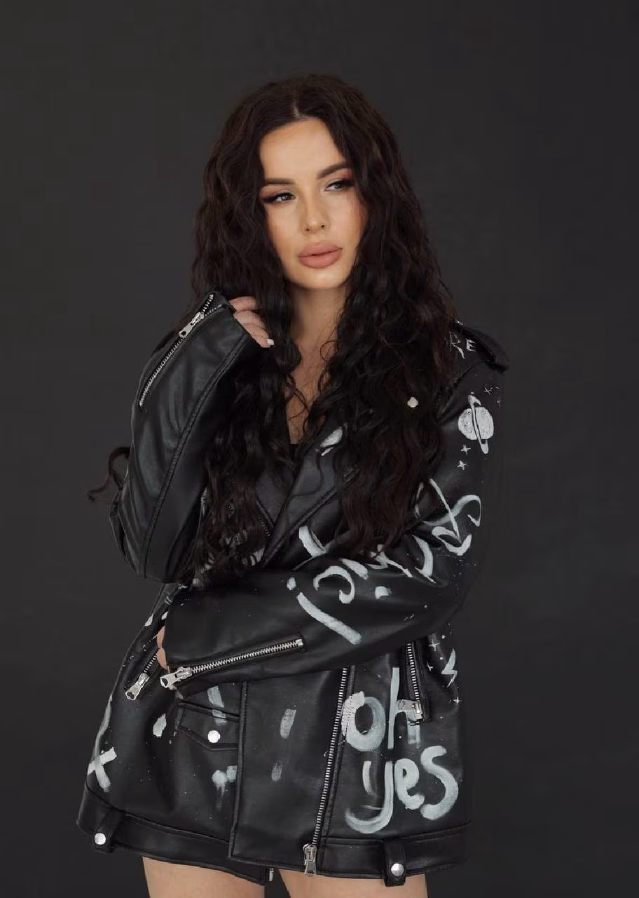 Anna 30 Ukraine Find wife Anna