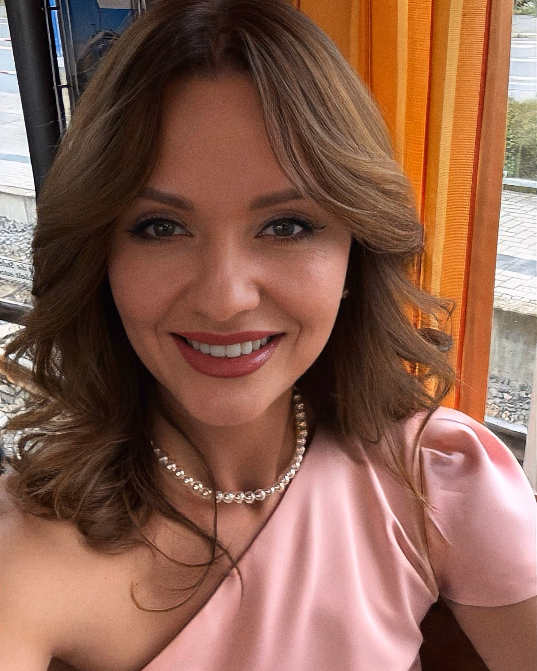 Anna 39 Düsseldorf Germany Sweet bride hoping to find a loving man for a happy family
