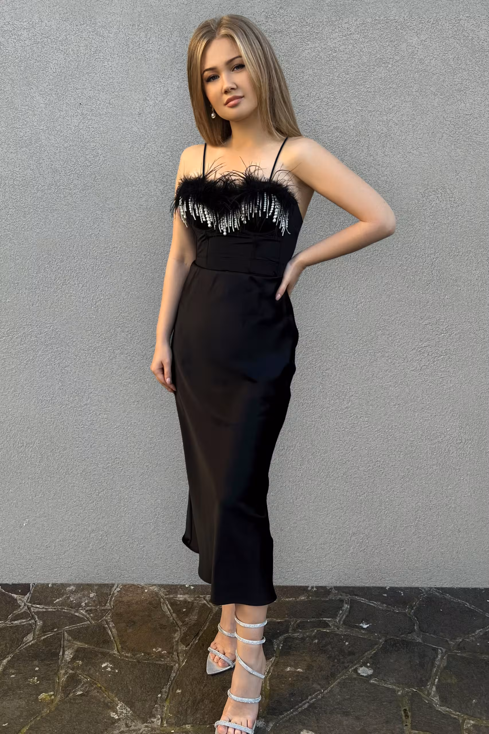 Lina dating a european guy