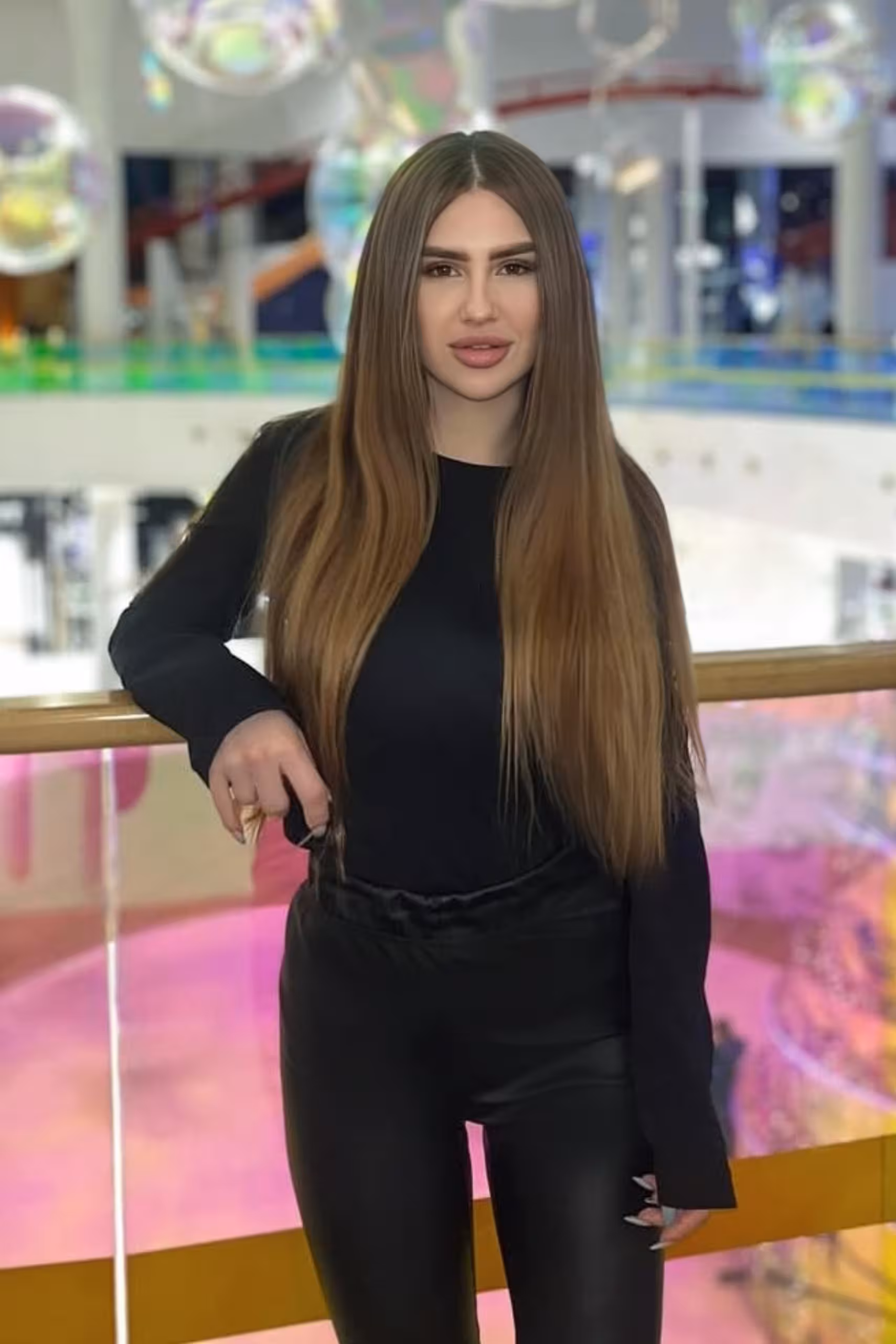 Alinochka dating with european man