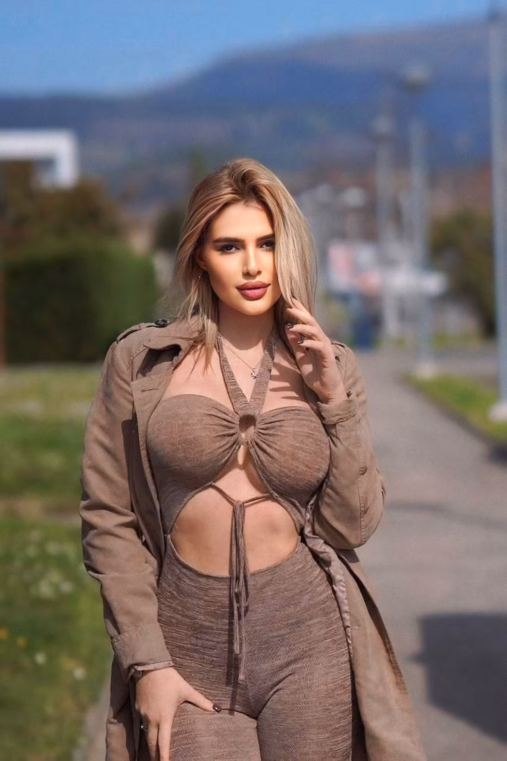 Alicia  eastern european muslim brides