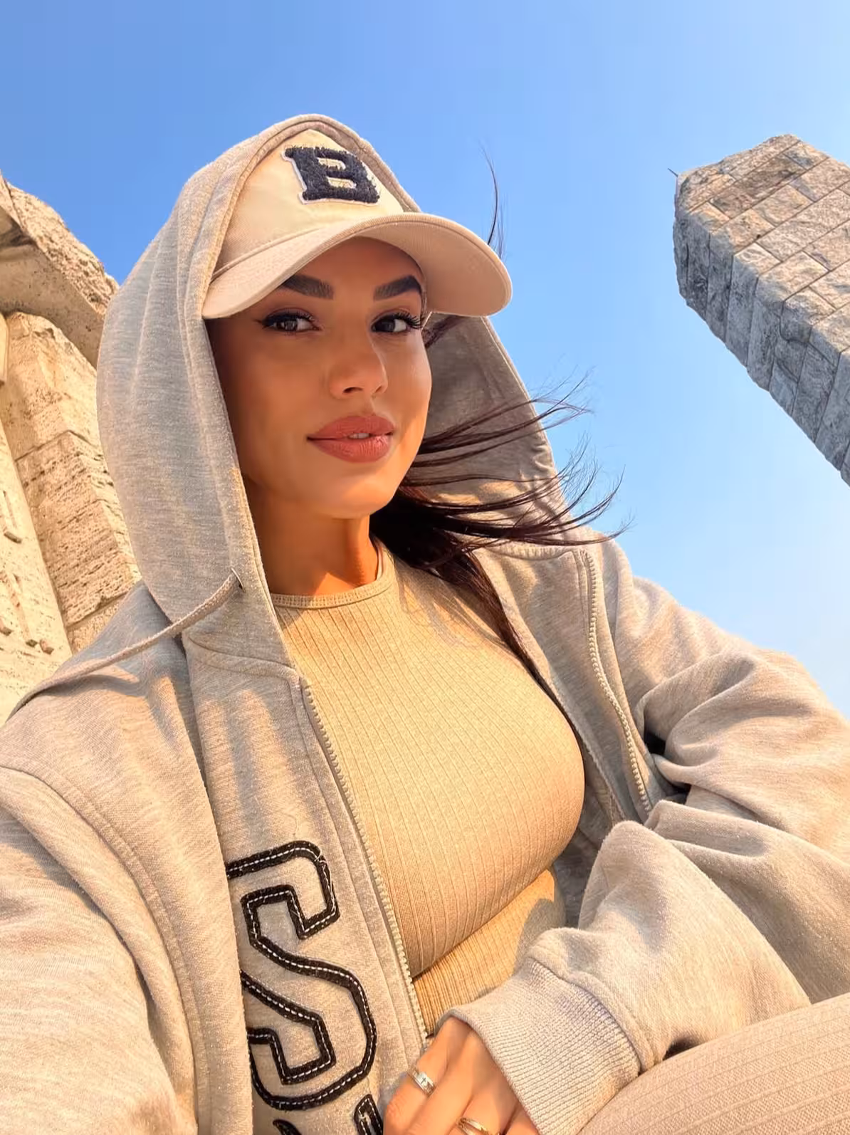 Barbora european dating american