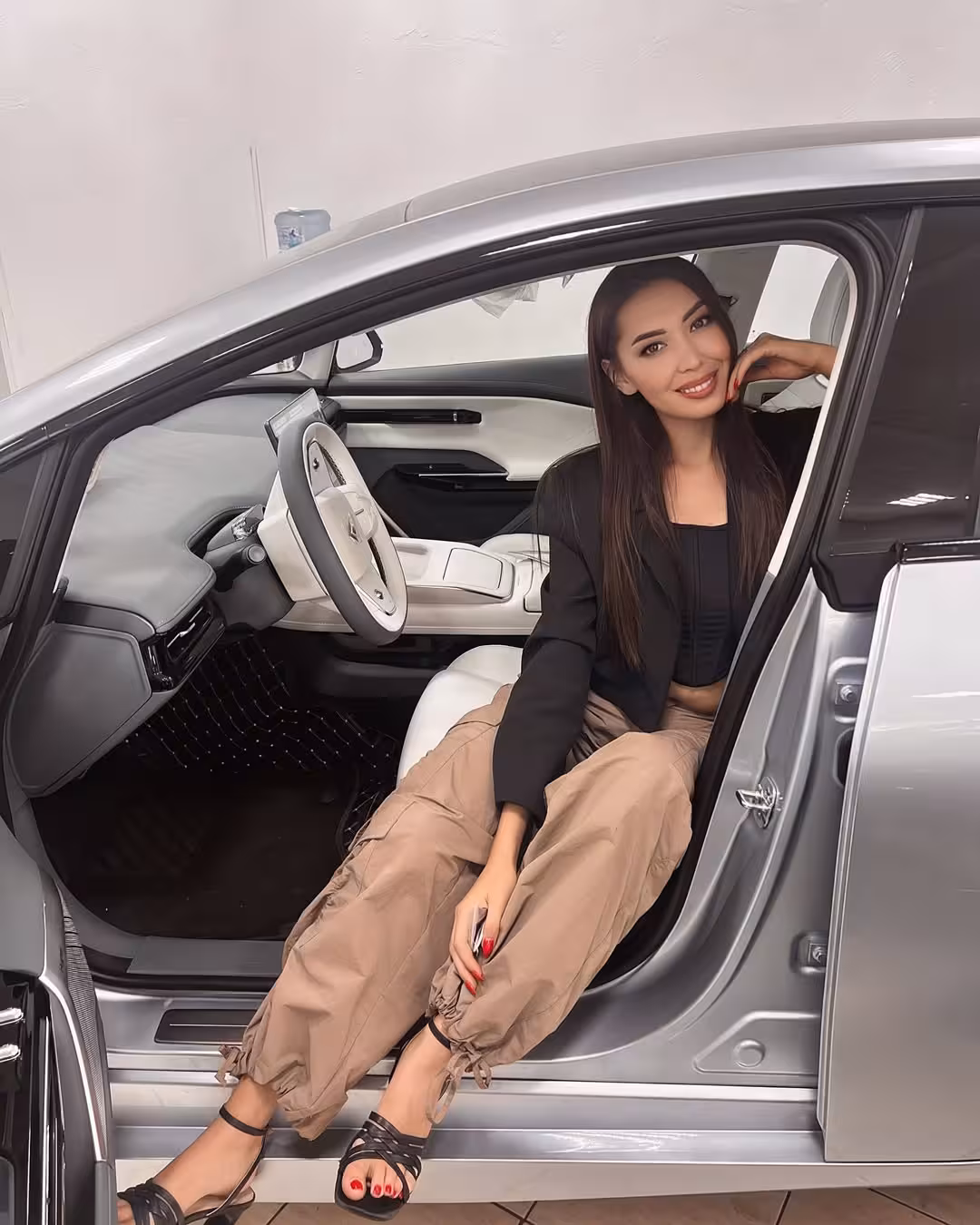 Aliya foreign bride girl